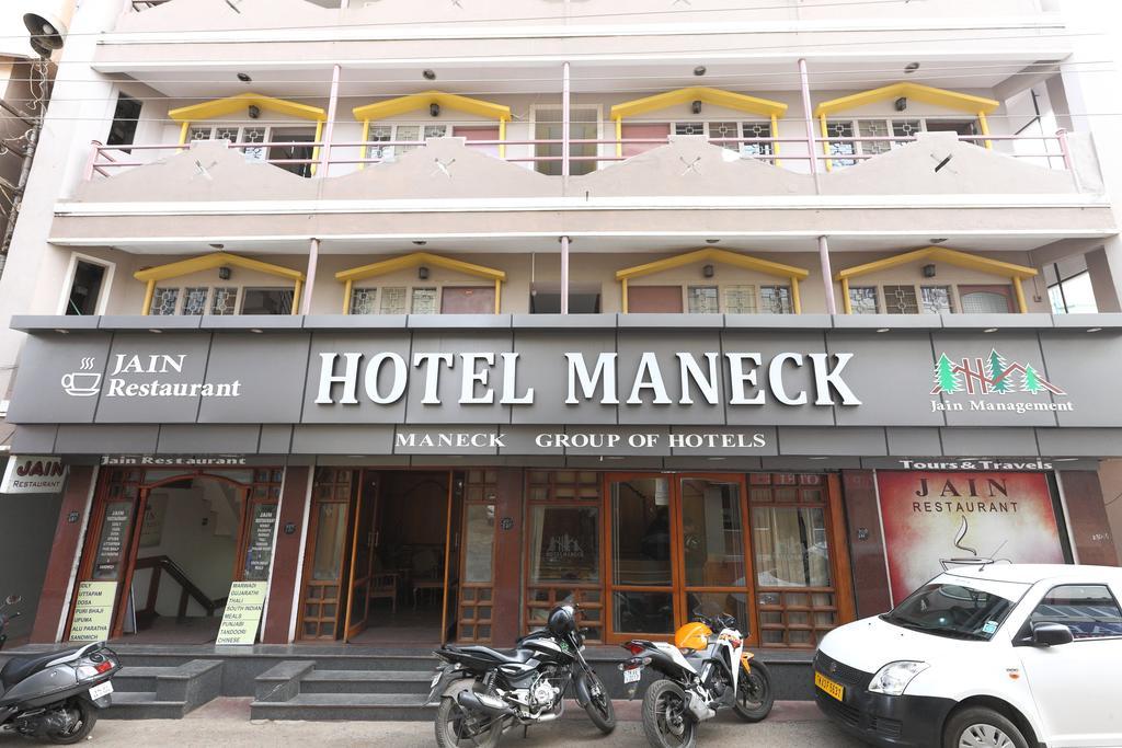 Hotel Maneck Ooty Exteriör bild
