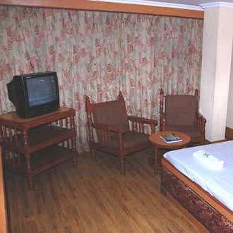 Hotel Maneck Ooty Exteriör bild