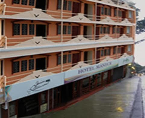 Hotel Maneck Ooty Exteriör bild